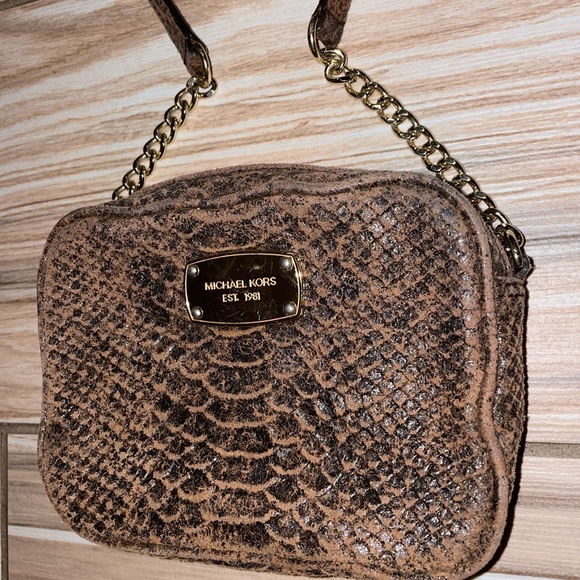 Michael Kors Brown Python Embossed Hamilton Leather Crossbody - Picture 3 of 9